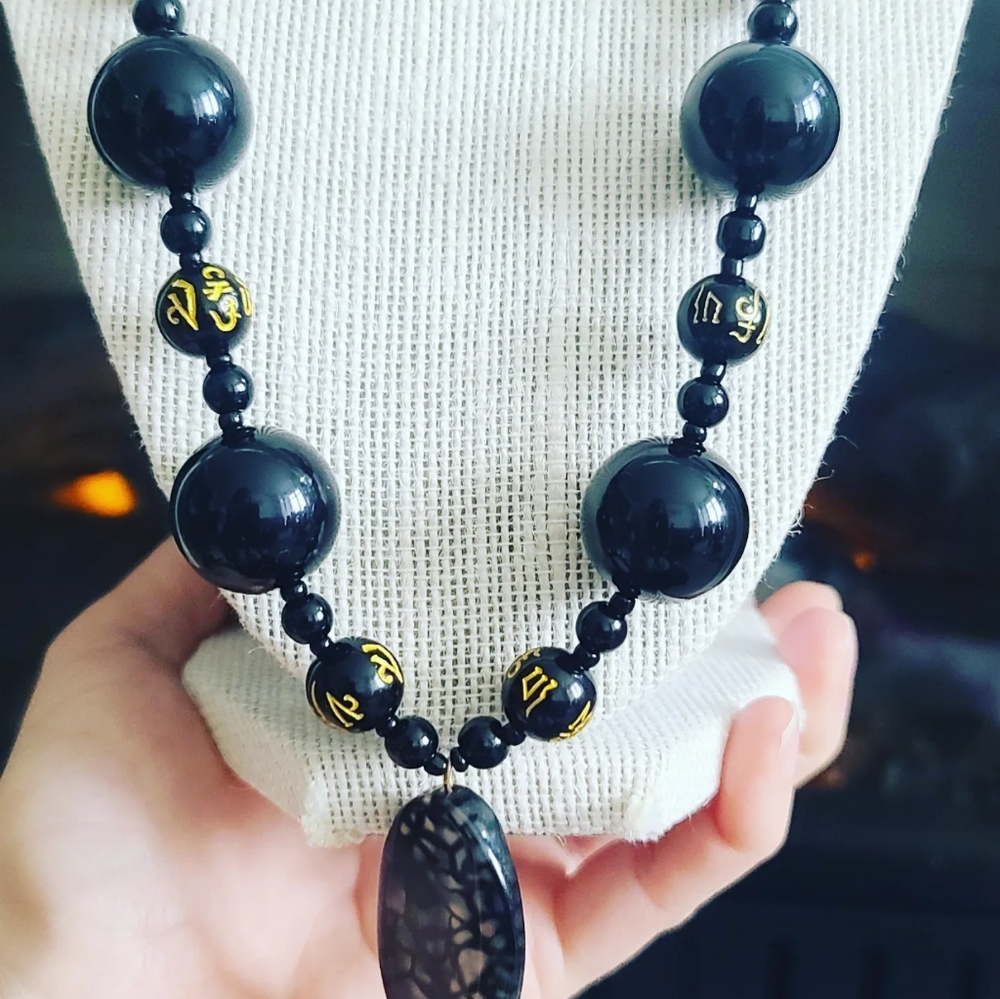 Black Obsidian, Agate necklace